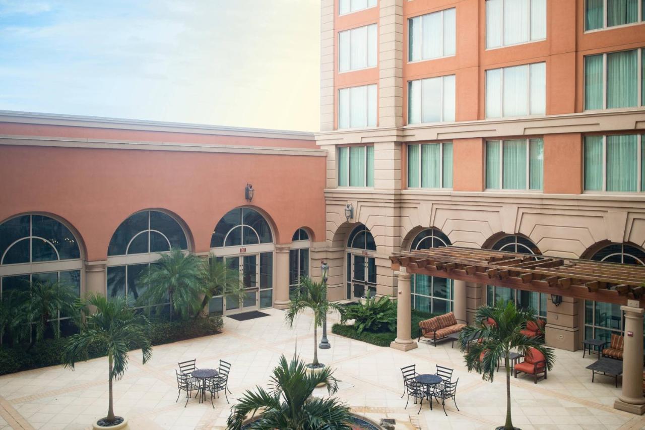 Renaissance Tampa International Plaza Hotel Exterior foto